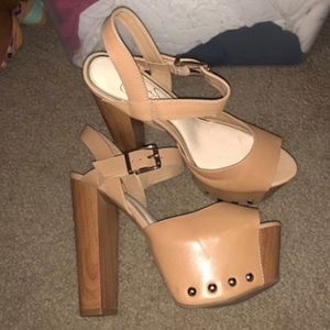 Jessica Simpson Heels